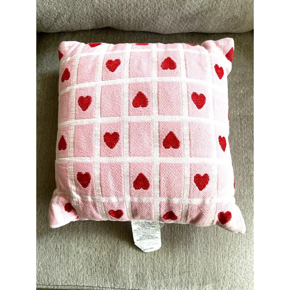 Threshold Pink & Red Heart Cotton Woven Toss Pillow Valentines Love 18x18